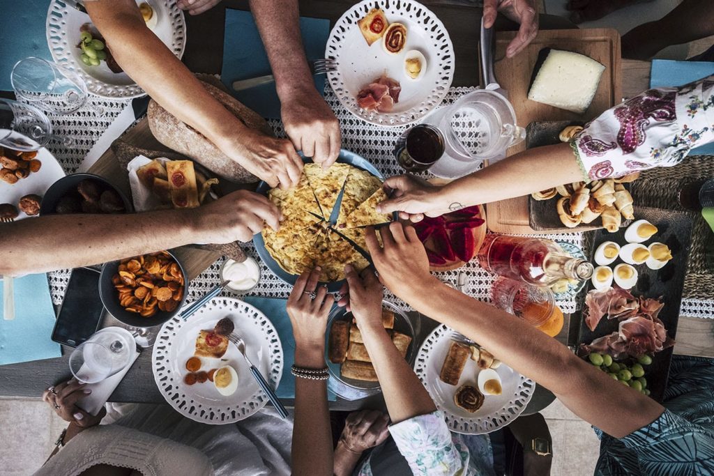 food brings people together